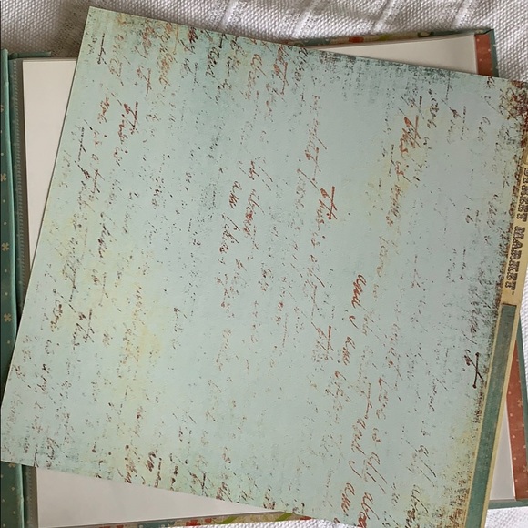 NWOT Scrapbook Album - Picture 7 of 7